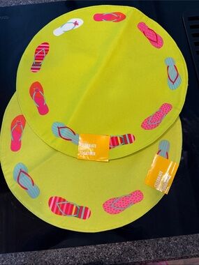 Kohl's Lime Green Round Placemats with Multicolor Flip-Flop Motif